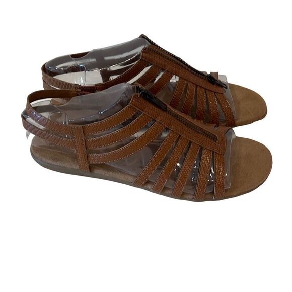 Aerosoles Leather Tan flat Sandals Sz.9.5 New - Picture 2 of 6